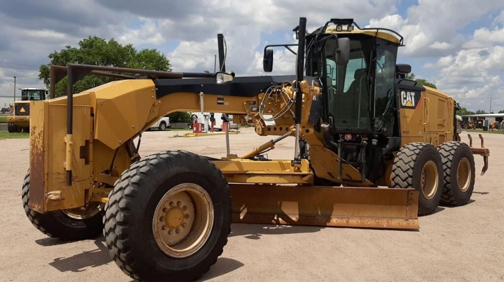 2012 Caterpillar 140M2