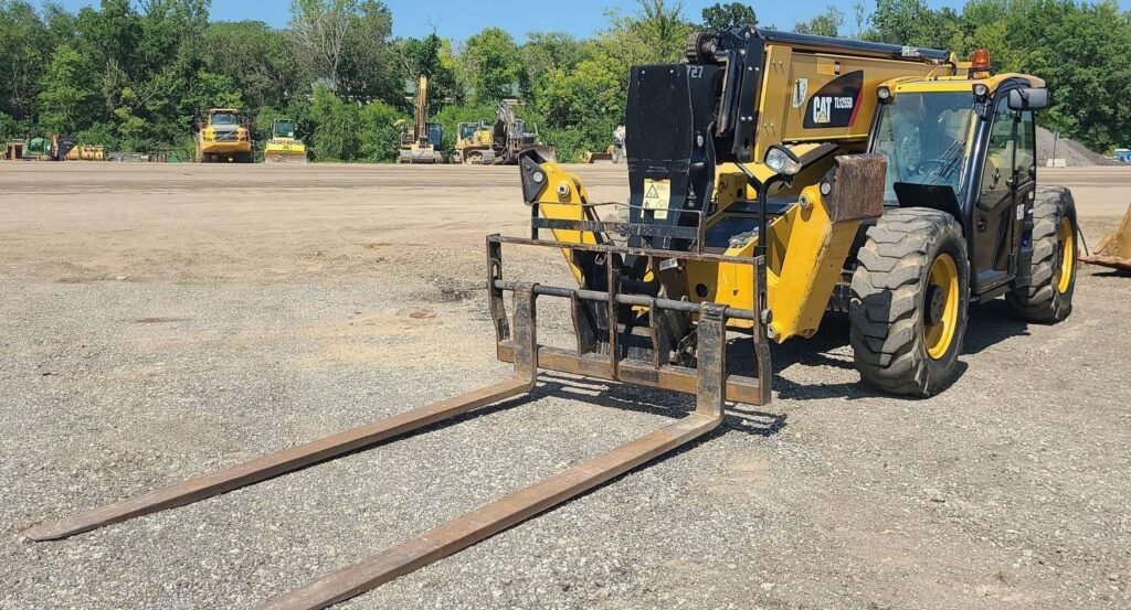 2017 Caterpillar TL1255D