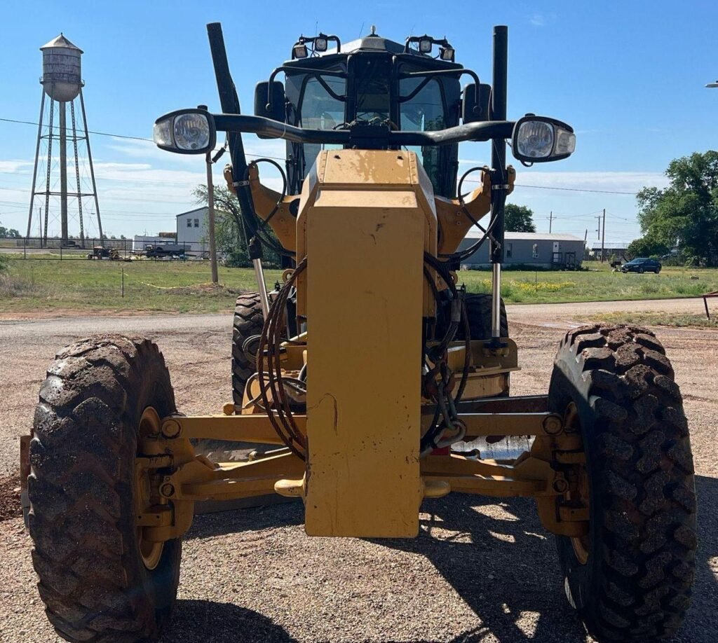 2018 Caterpillar 140M3