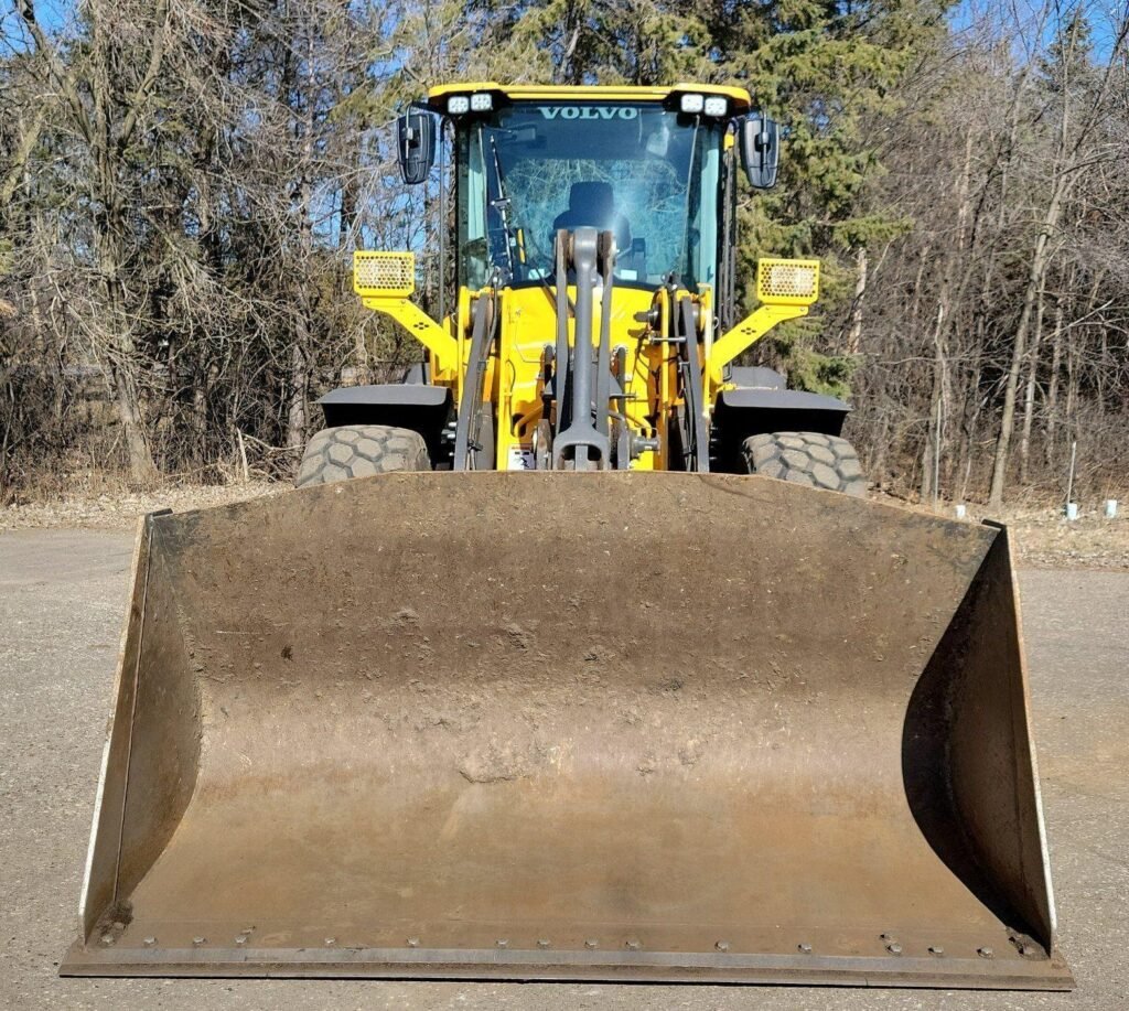 2022 Volvo L90H