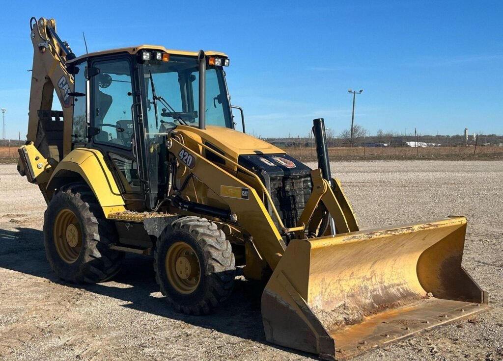 2021 Caterpillar 420ST HRC