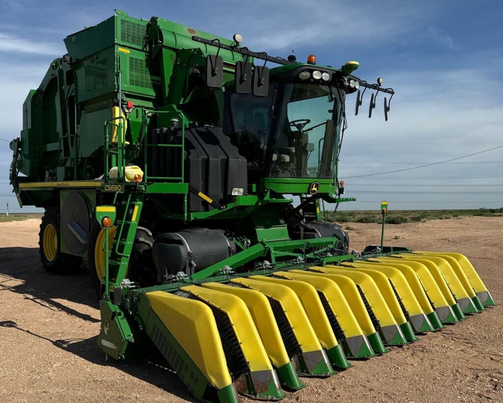 2016 John Deere CS690 RWA