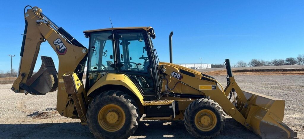 2021 Caterpillar 420ST HRC