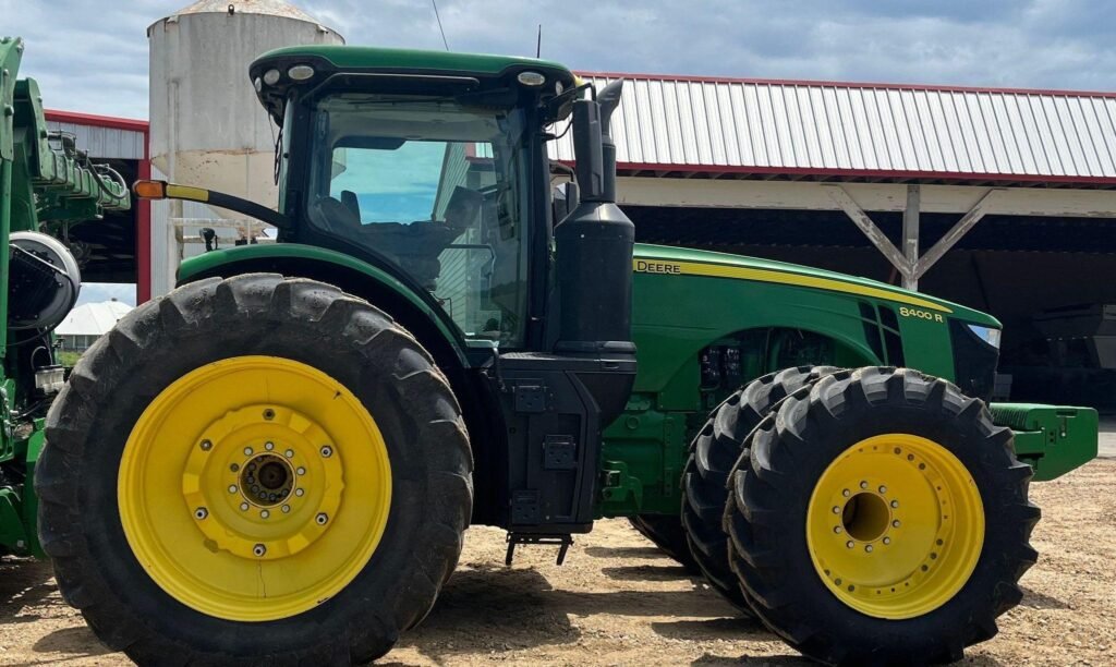 2018 John Deere 8400R  MFWD